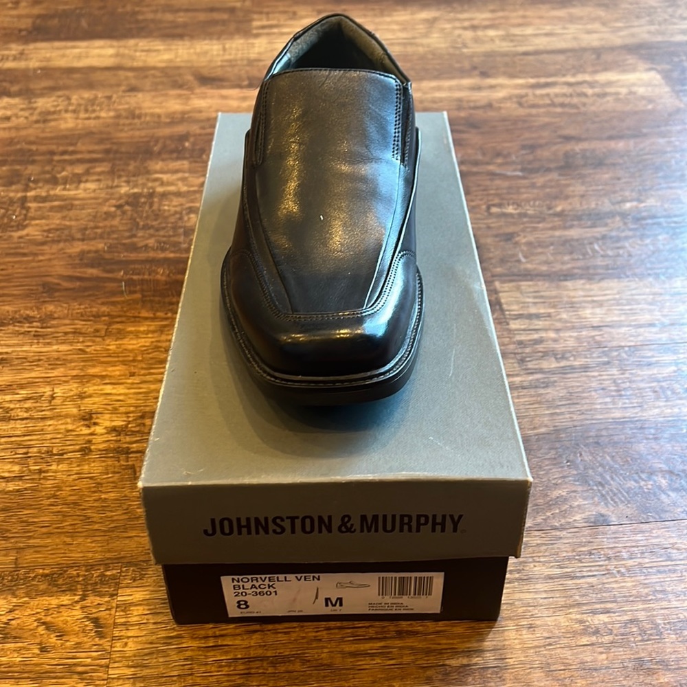 New Johnston and Murphy Norvell Ven in Black